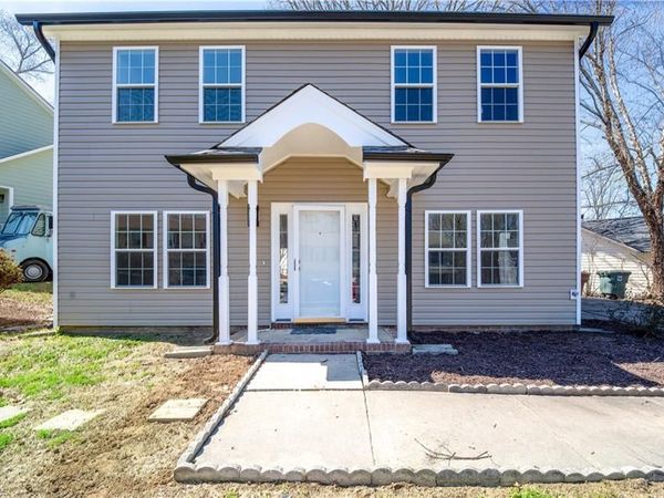 3 Ivyglen Court, Greensboro, NC 27406