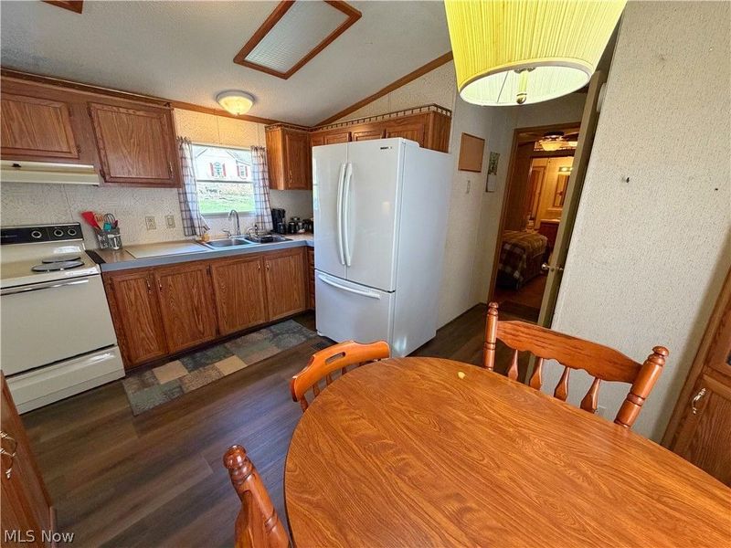 54290 Pipe Creek Road, Jacobsburg, OH 43933 Photo 3