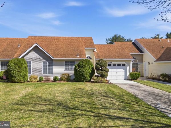 1213 B LINDERA PLAZA , MONROE TOWNSHIP, NJ 08831