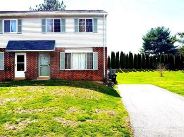 60 NANCY LANE, Unit 221, DOWNINGTOWN, PA 19335