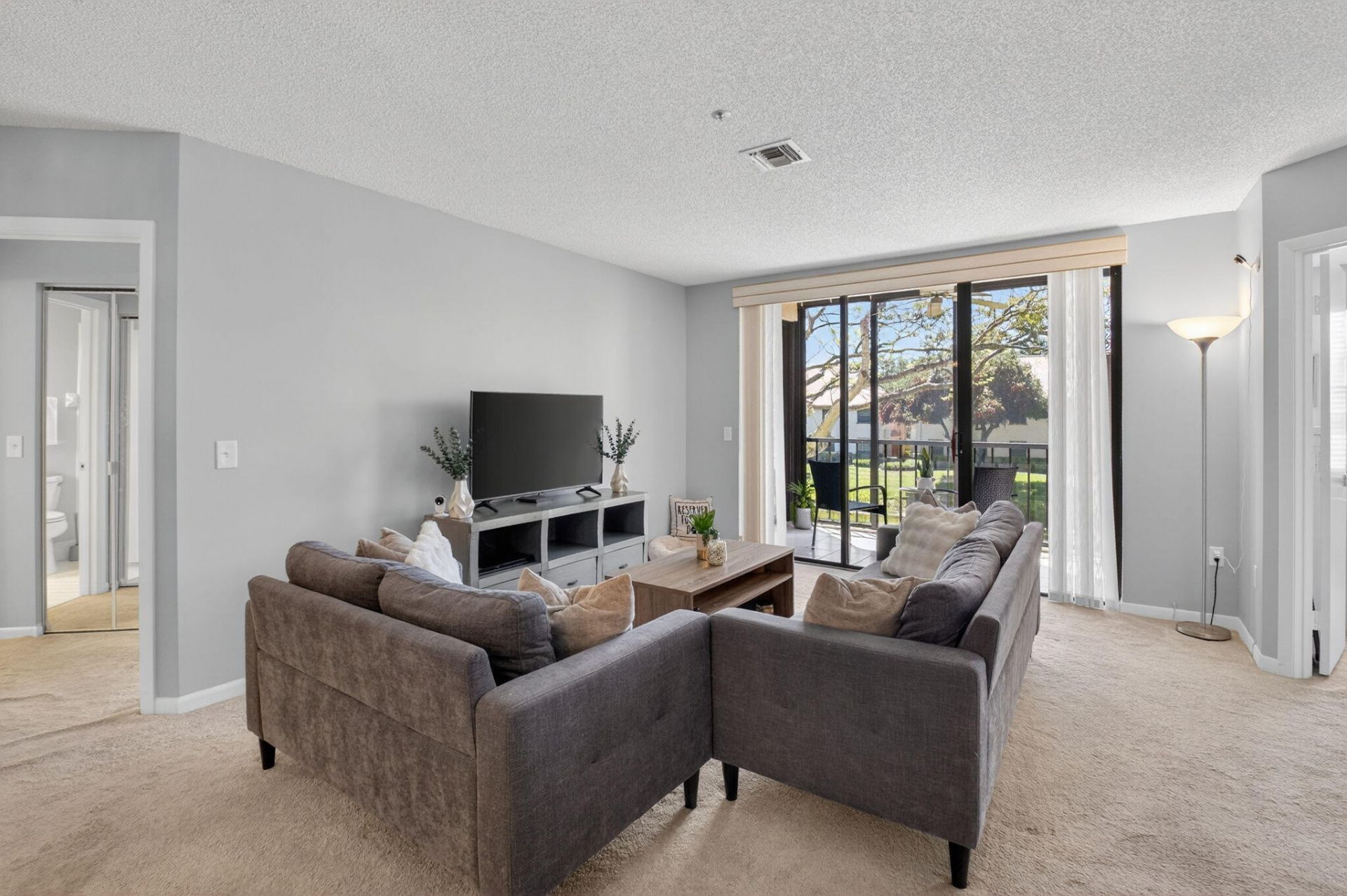 5155 Europa Drive, Unit M, Boynton Beach, FL 33437 Photo