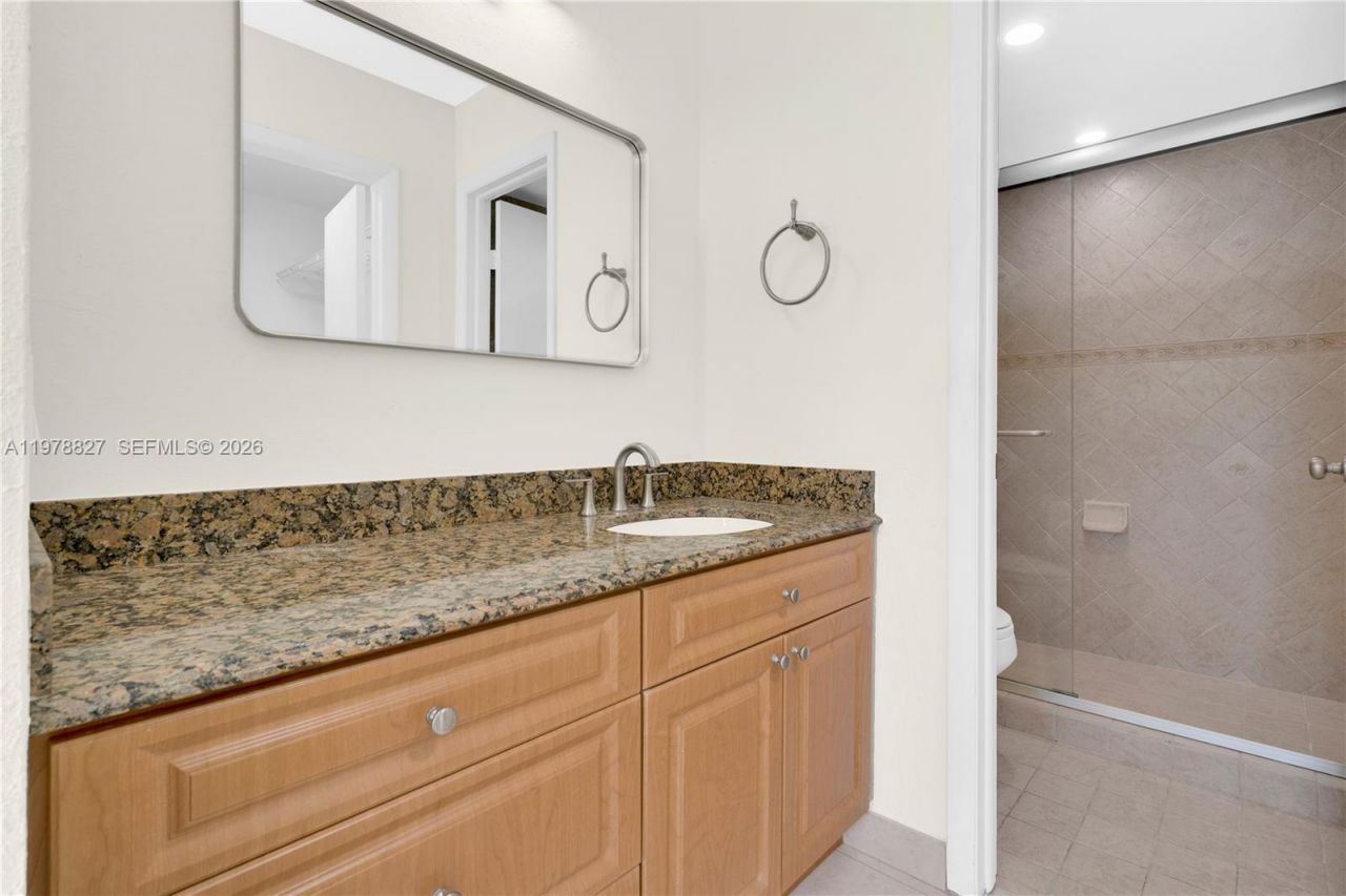1101 SW 122nd Ave, Unit 310, Miami, FL 33184 Photo