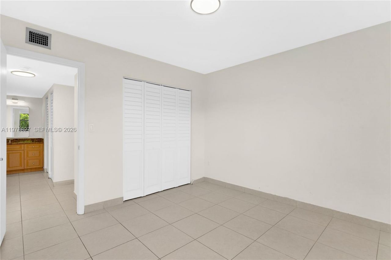 1101 SW 122nd Ave, Unit 310, Miami, FL 33184 Photo