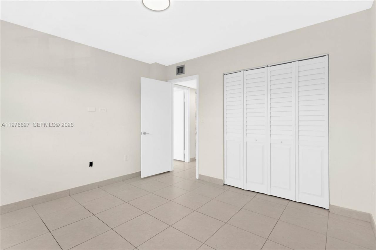 1101 SW 122nd Ave, Unit 310, Miami, FL 33184 Photo