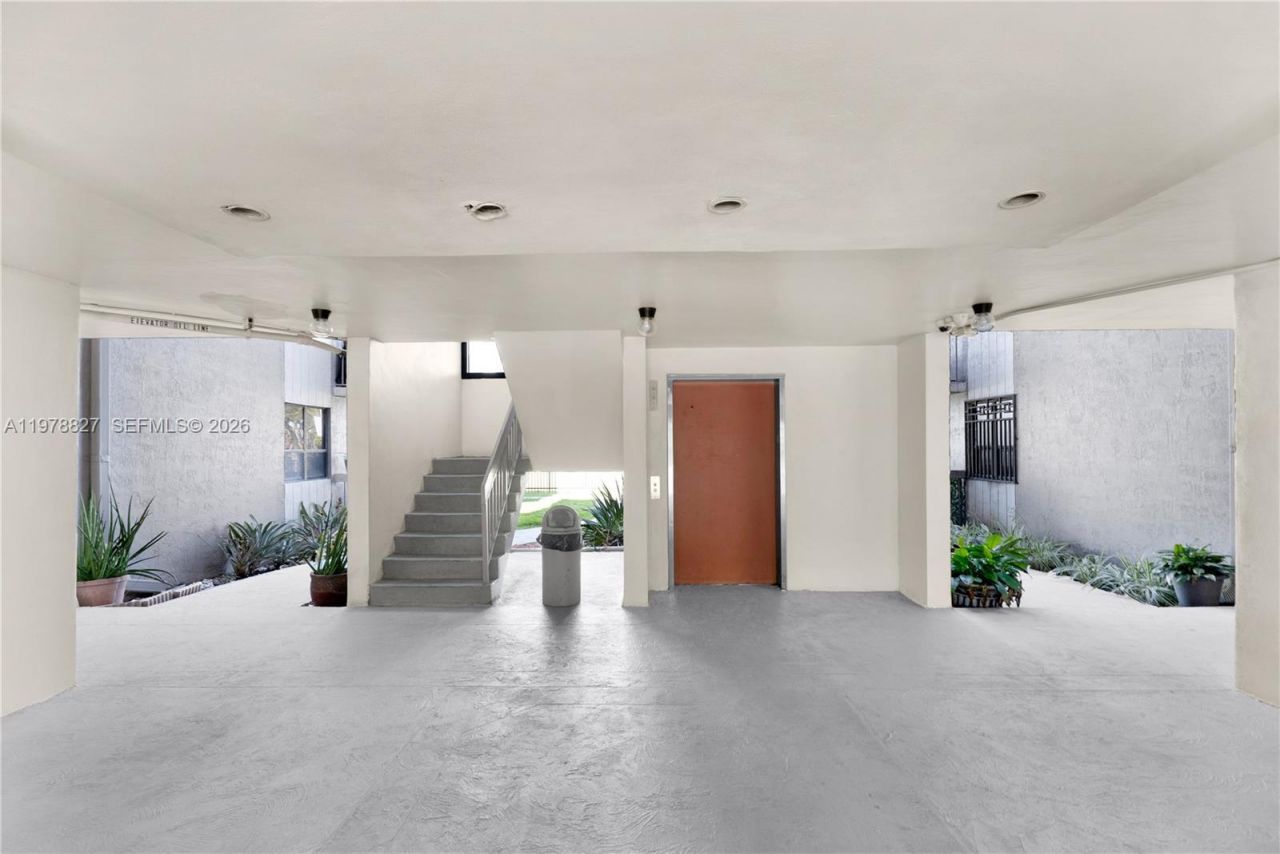 1101 SW 122nd Ave, Unit 310, Miami, FL 33184 Photo
