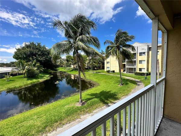 5760 Rock Island Rd , Unit 328, Tamarac, FL 33319