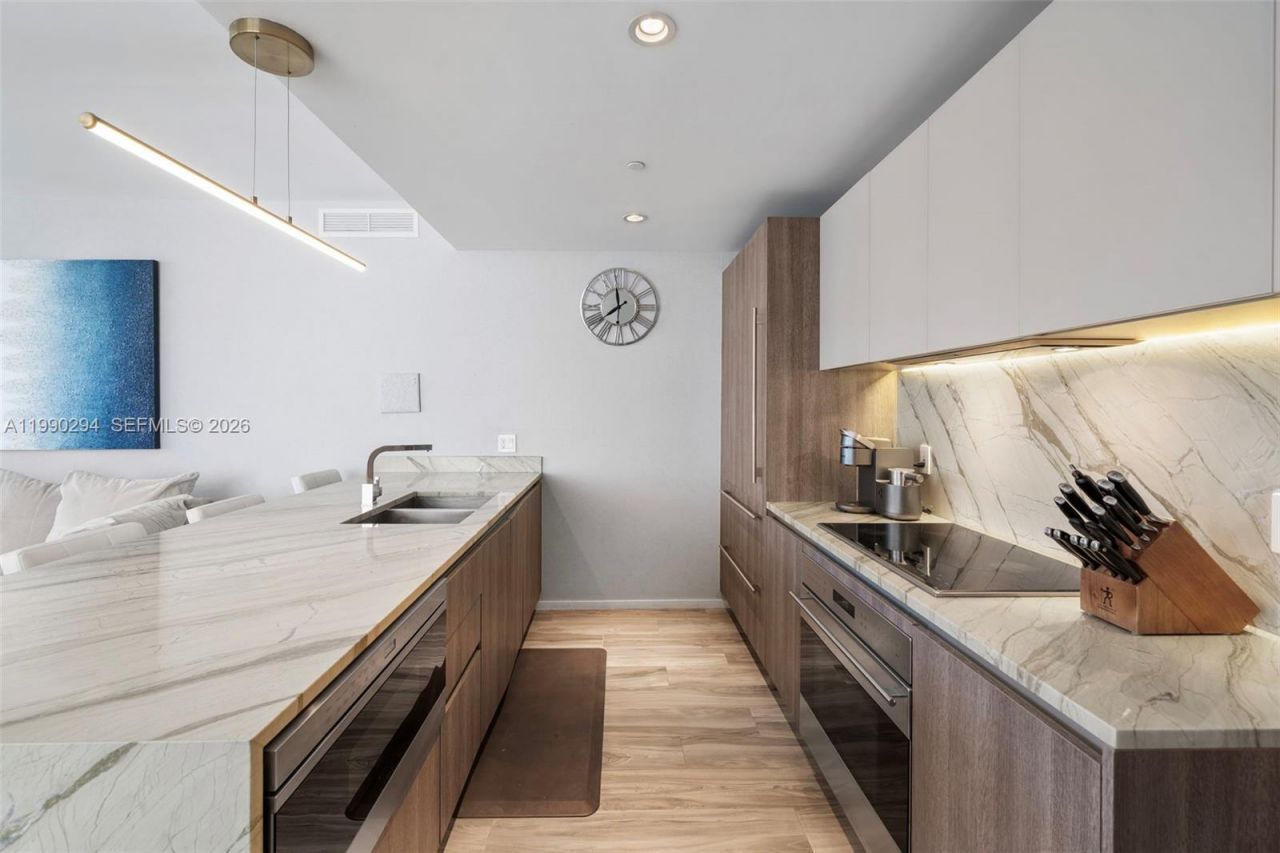 801 S Miami Ave, Unit 3504, Miami, FL 33130 Photo