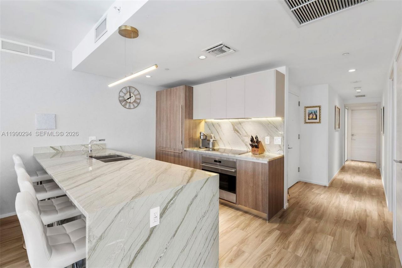 801 S Miami Ave, Unit 3504, Miami, FL 33130 Photo