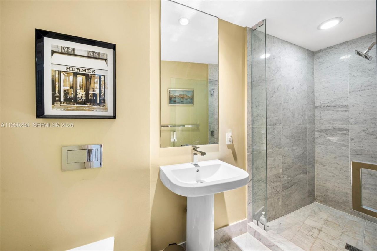 801 S Miami Ave, Unit 3504, Miami, FL 33130 Photo