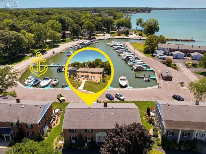 2188 N Carriage Lane, Unit 7, Port Clinton, OH 43452 Photo 2