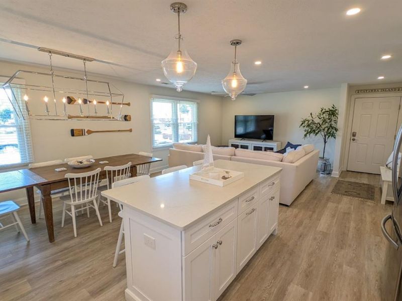 2188 N Carriage Lane, Unit 7, Port Clinton, OH 43452 Photo 5