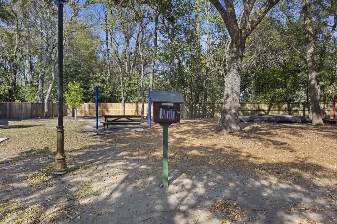 1362 Cassidy Court Photo 34