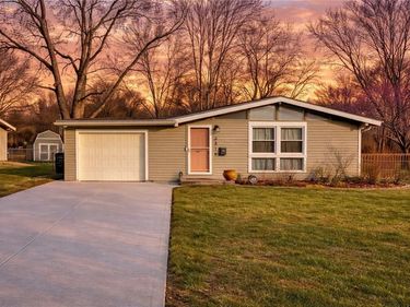 5819 N Euclid Avenue, Kansas City, MO 64118
