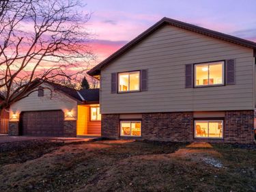 14510 Wellington Road, Minnetonka, MN 55391