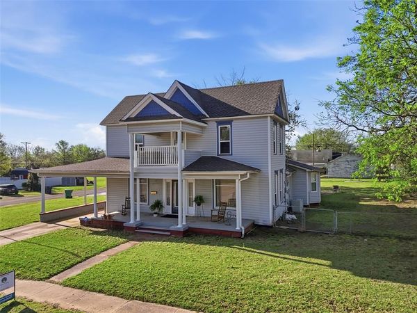 420 E Main Street, Stroud, OK 74079