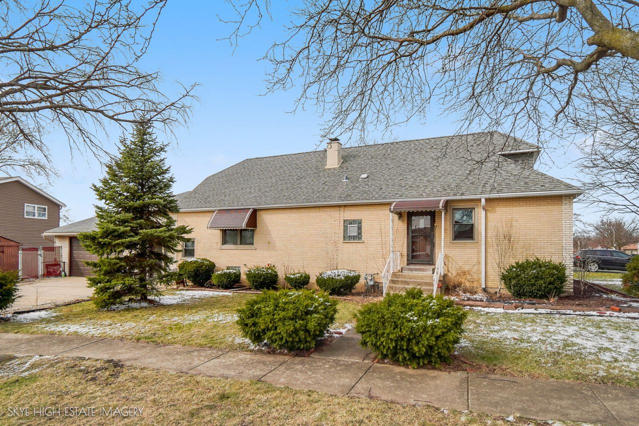 17010 88th Court, Orland Hills, IL 60487 Main Photo