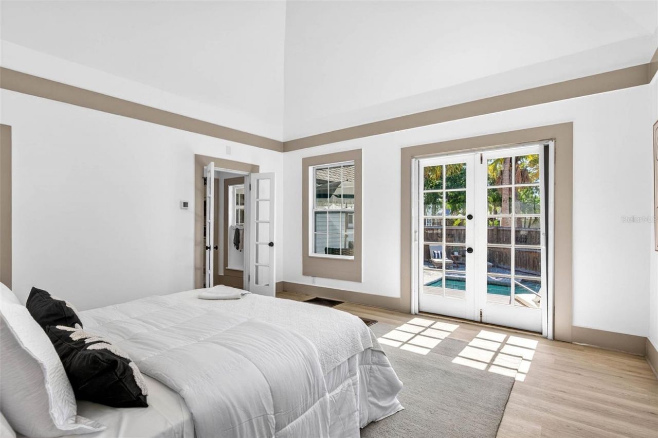 1330 Cherry Street Ne, Saint Petersburg, FL 33701 Photo