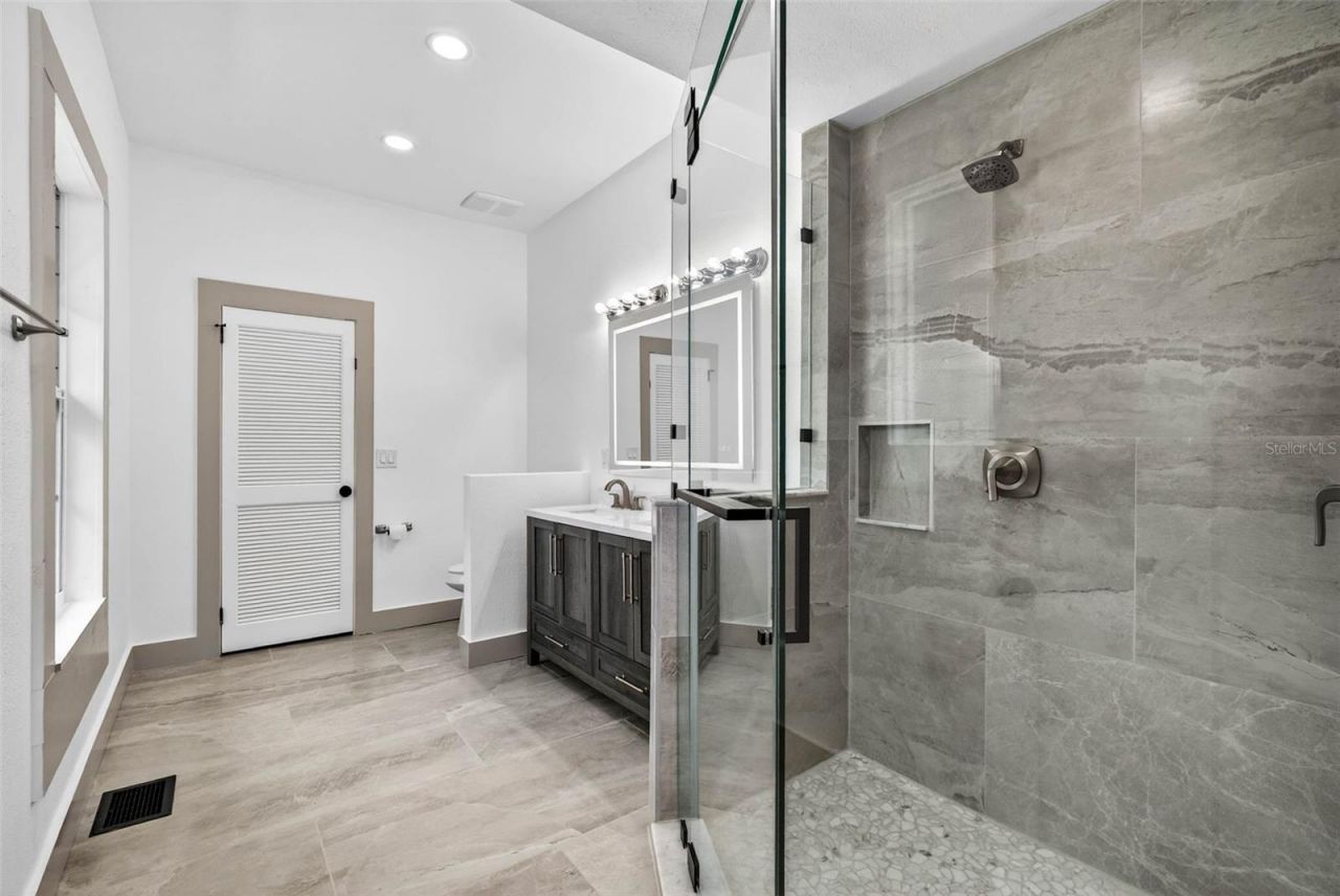 1330 Cherry Street Ne, Saint Petersburg, FL 33701 Photo