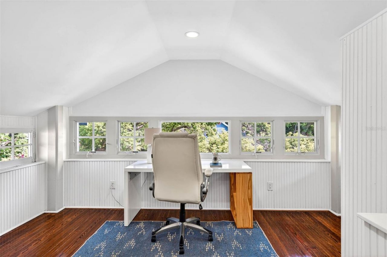 1330 Cherry Street Ne, Saint Petersburg, FL 33701 Photo