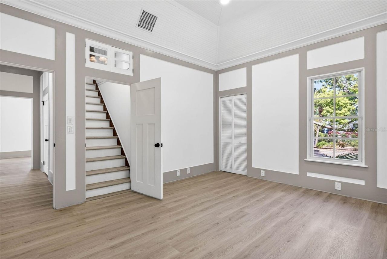 1330 Cherry Street Ne, Saint Petersburg, FL 33701 Photo