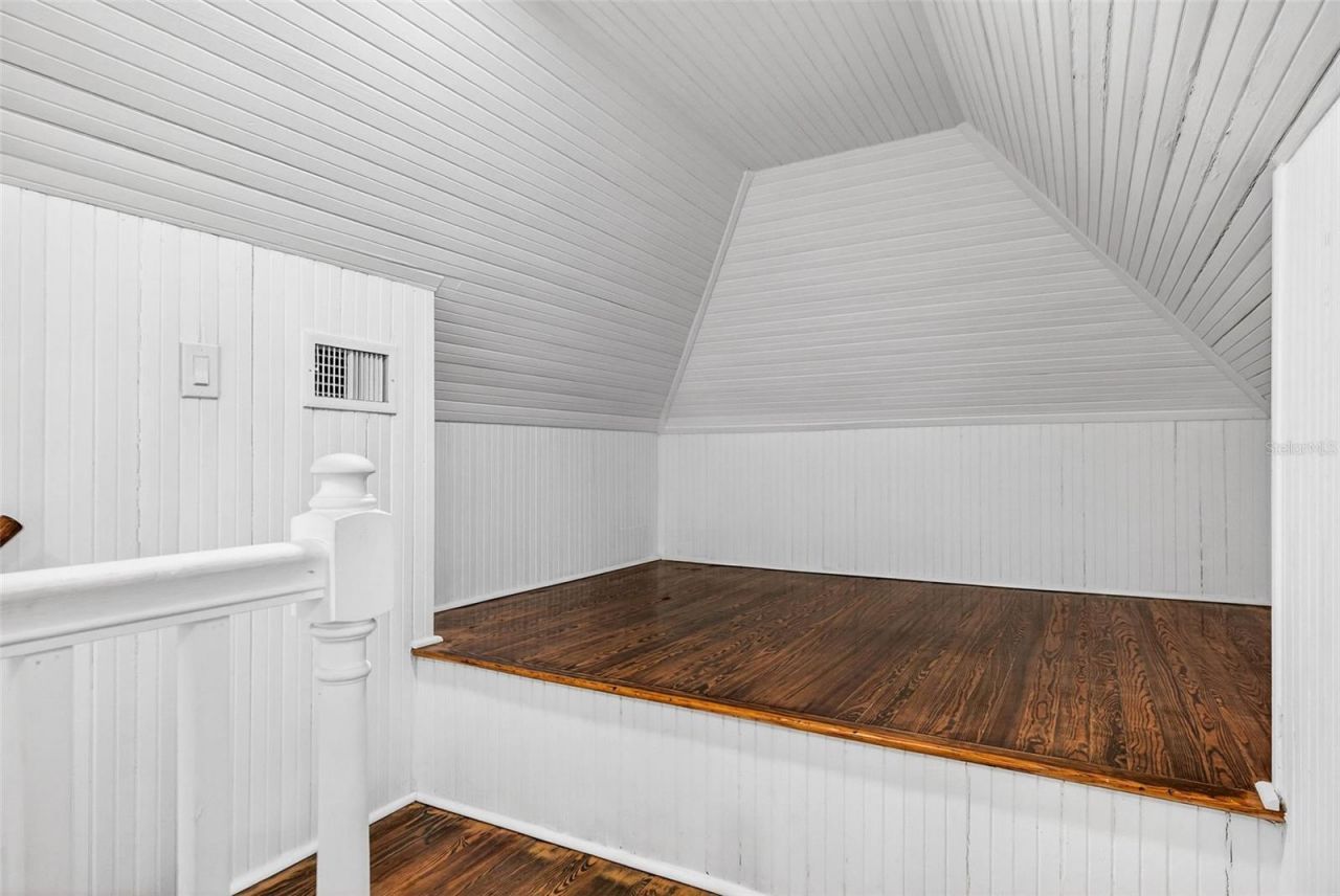 1330 Cherry Street Ne, Saint Petersburg, FL 33701 Photo