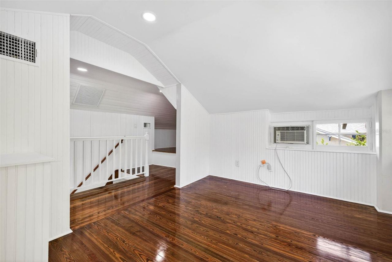 1330 Cherry Street Ne, Saint Petersburg, FL 33701 Photo