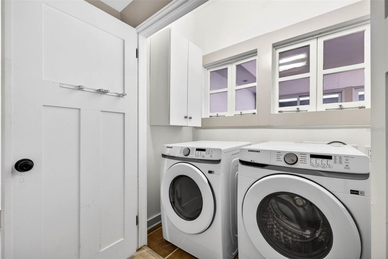 1330 Cherry Street Ne, Saint Petersburg, FL 33701 Photo