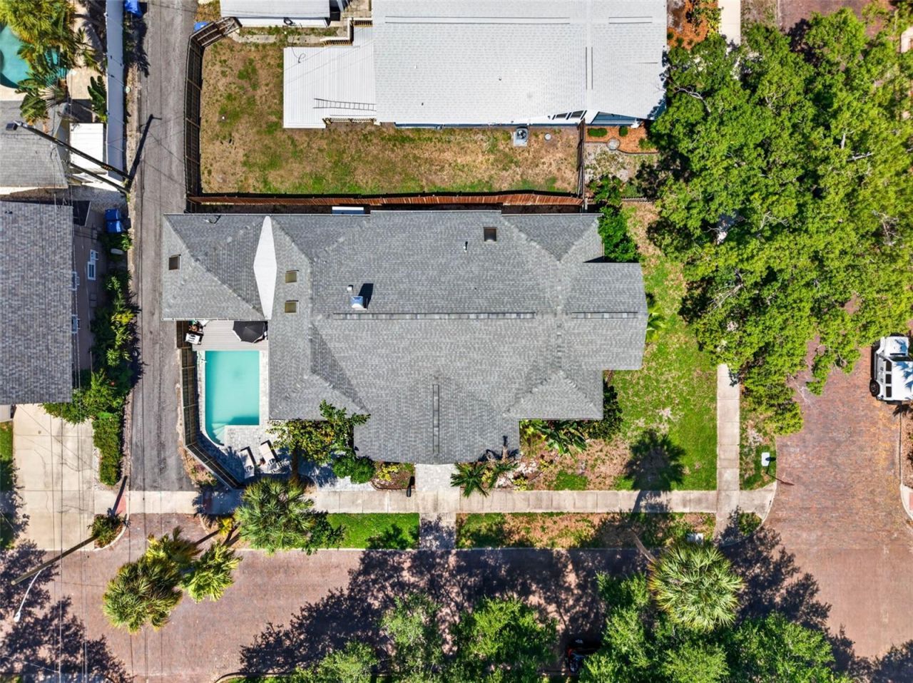 1330 Cherry Street Ne, Saint Petersburg, FL 33701 Photo