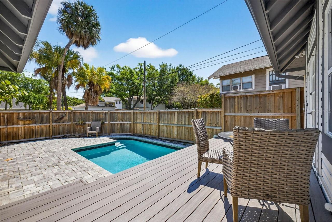 1330 Cherry Street Ne, Saint Petersburg, FL 33701 Photo