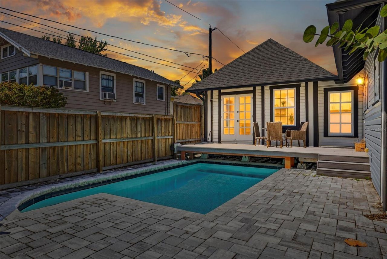 1330 Cherry Street Ne, Saint Petersburg, FL 33701 Photo