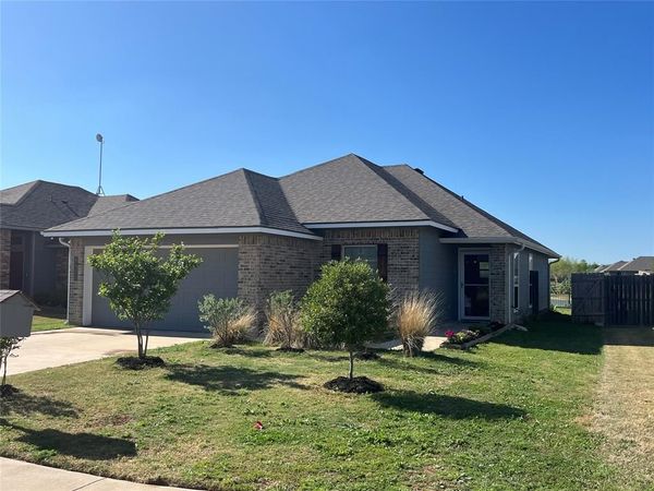 3920 S Fork Ranch Road , Waco, TX 76705