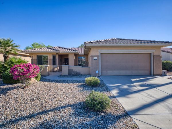 16838 W DESERT BLOSSOM Way, Surprise, AZ 85387