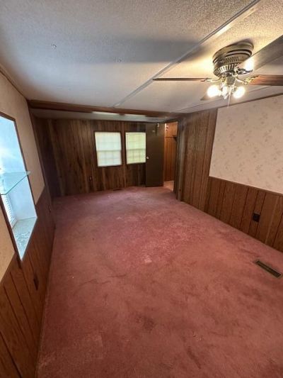 829 Lewis Road Photo 18