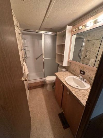 829 Lewis Road Photo 19