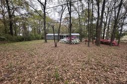 829 Lewis Road photo 4