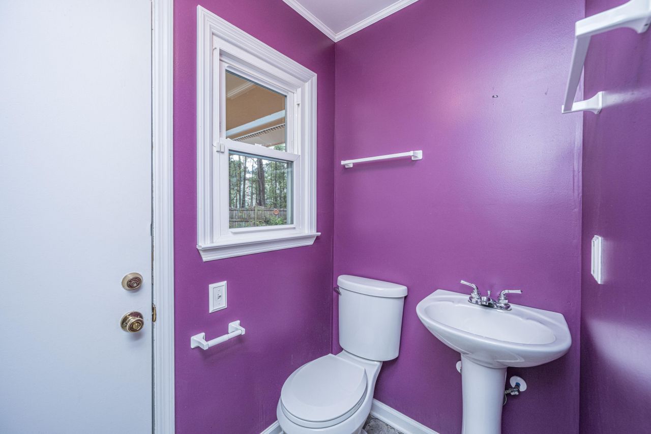 103 Kenton Place Photo 17