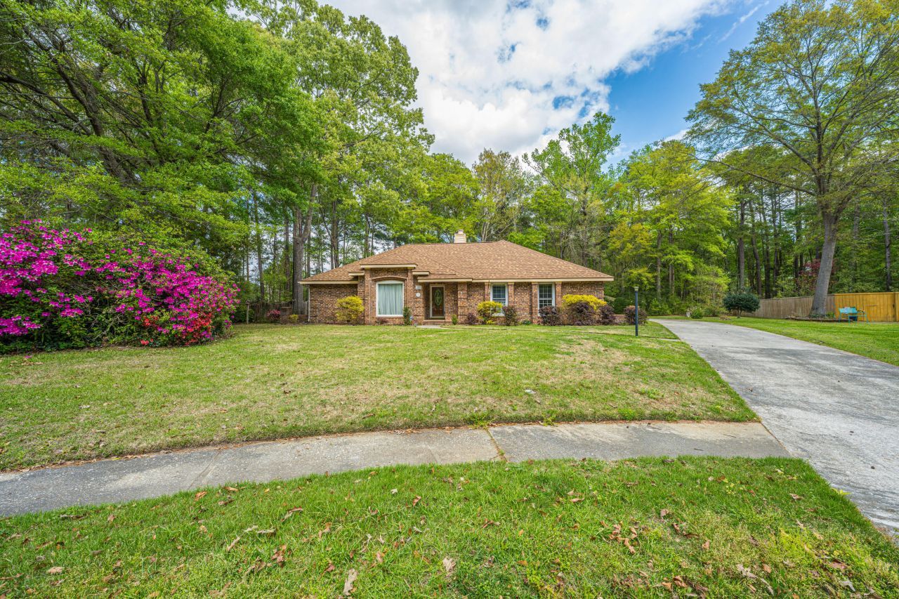 103 Kenton Place Photo 27