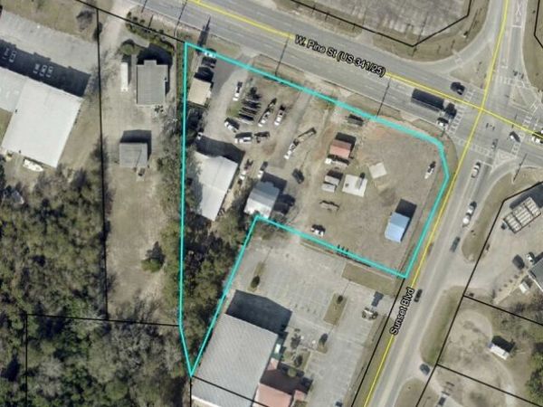 1563 W Cherry Street, Jesup, GA 31546