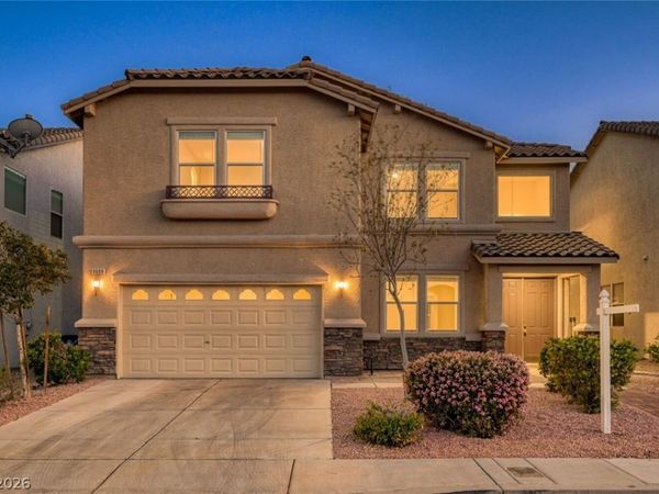9609 Rolling Thunder Avenue, Las Vegas, NV 89148
