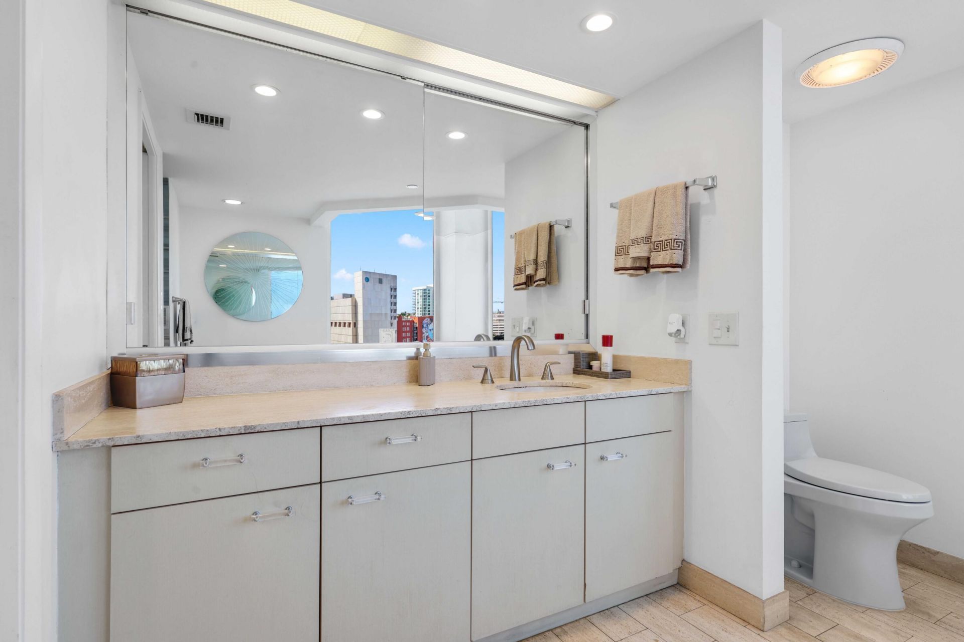 525 S Flagler Drive, Unit 16a, West Palm Beach, FL 33401 Photo