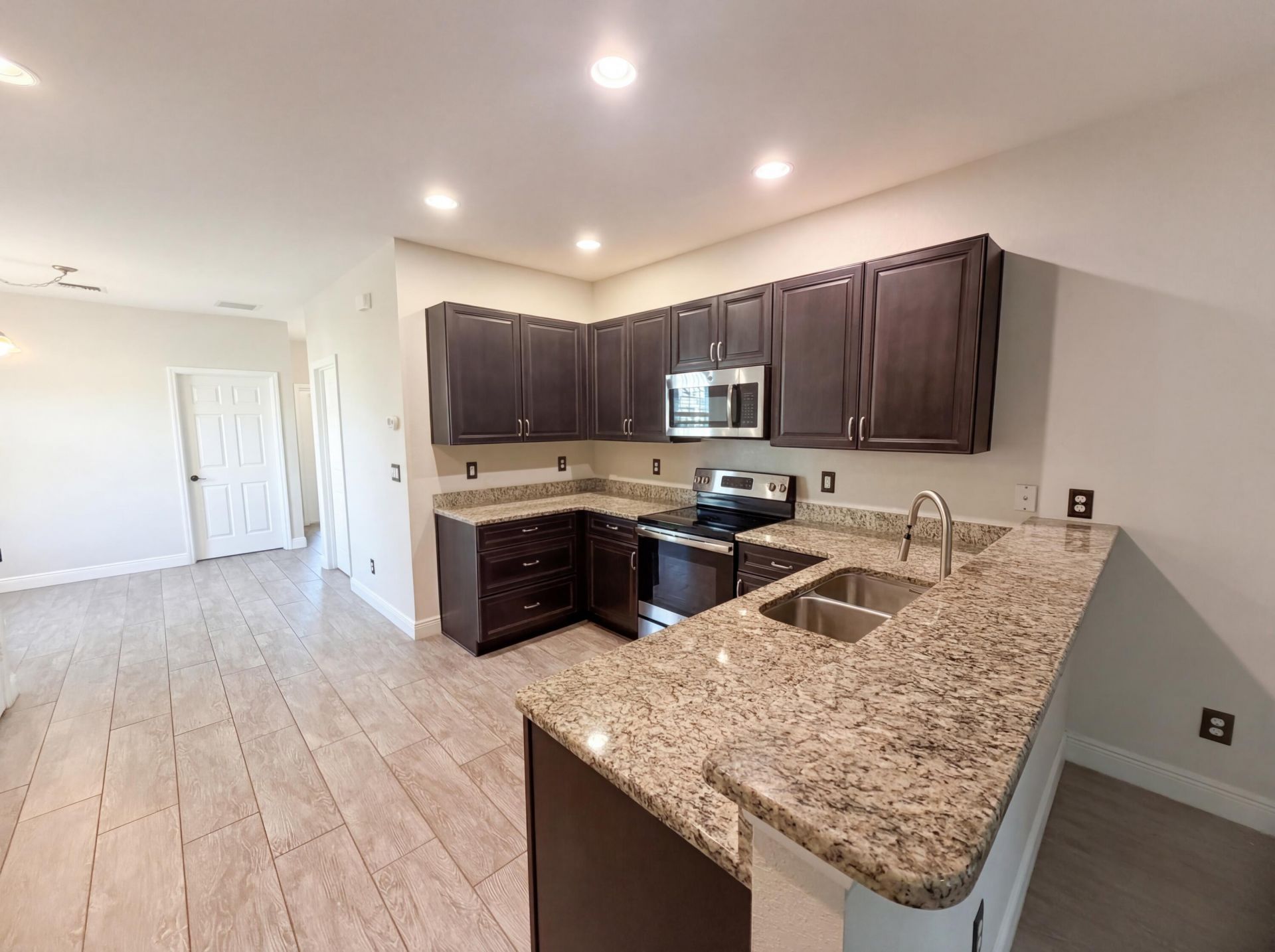 758 NE Hawks Ridge Way, Port Saint Lucie, FL 34983 Photo