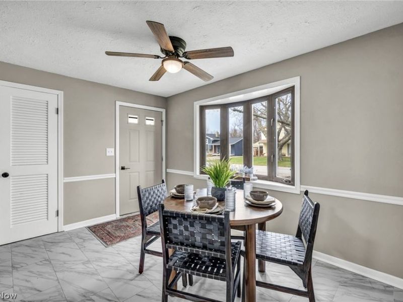 7366 Primrose Drive, Mentor on the Lake, OH 44060 Photo 11