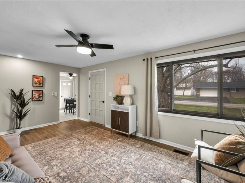 7366 Primrose Drive, Mentor on the Lake, OH 44060 Photo 7