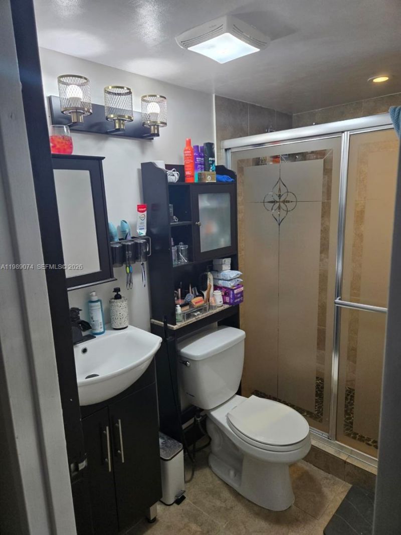 16450 NW 2nd Ave , Unit 310, Miami, FL 33169 Photo