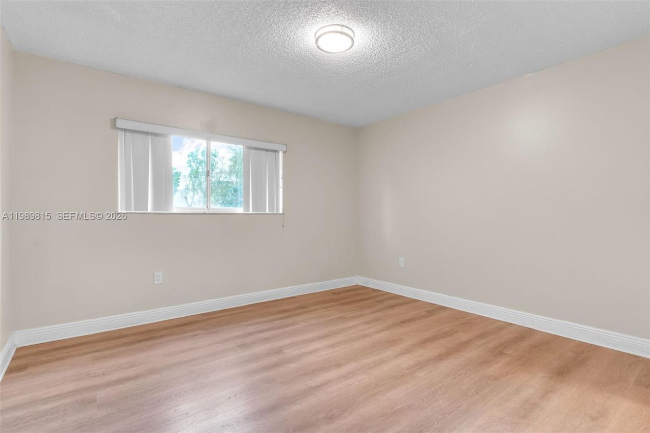 2690 W 76th St , Unit 104, Hialeah, FL 33016 Photo