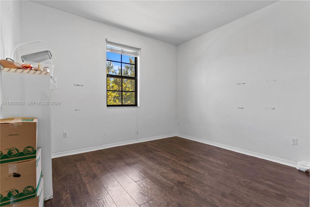 19244 NE 9th Pl, Miami, FL 33179 Photo