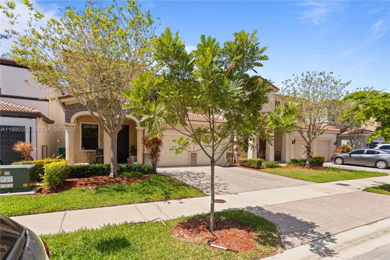 19244 NE 9th Pl, Miami, FL 33179 Photo