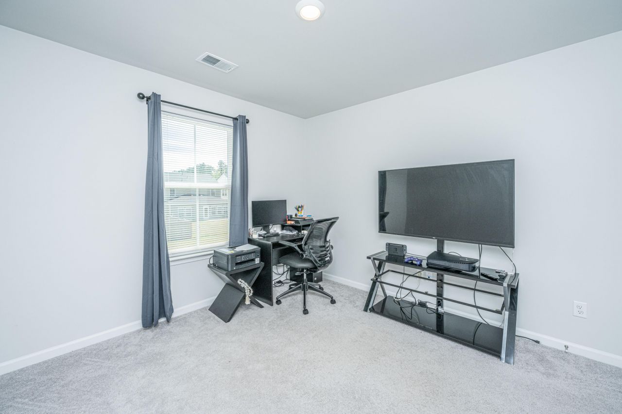 2114 Longhorn Lane Photo 18