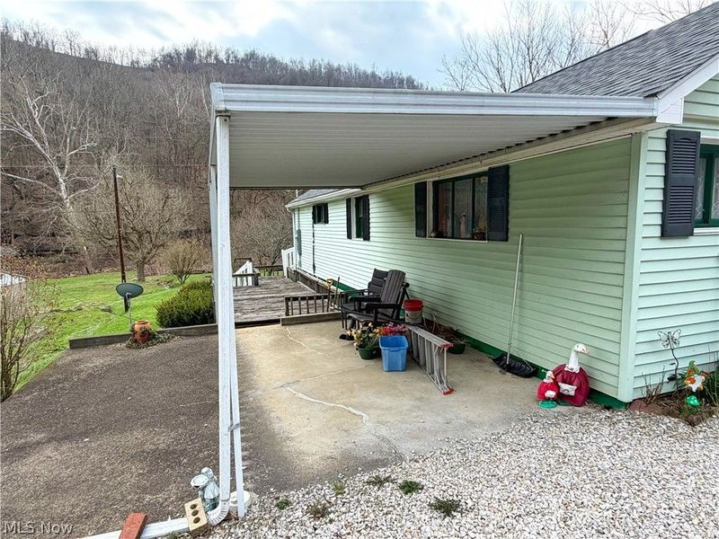 54312 Pipe Creek Road, Jacobsburg, OH 43933 Photo 10