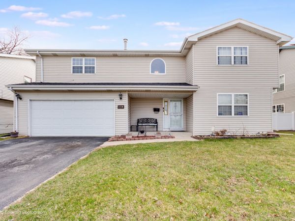 739 Superior Avenue , Calumet City, IL 60409